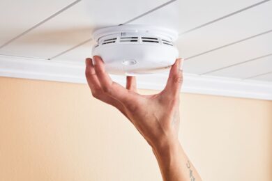 SMOKE ALARMS INSTALL
